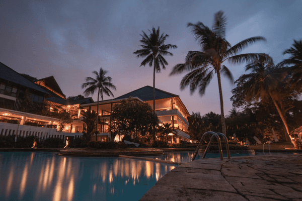 Luxury resort website preview